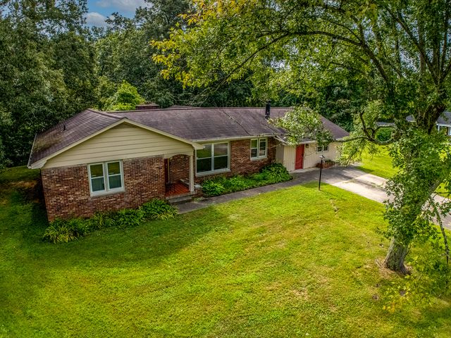 5 Keeton Ave Avenue, West Liberty, KY 41472