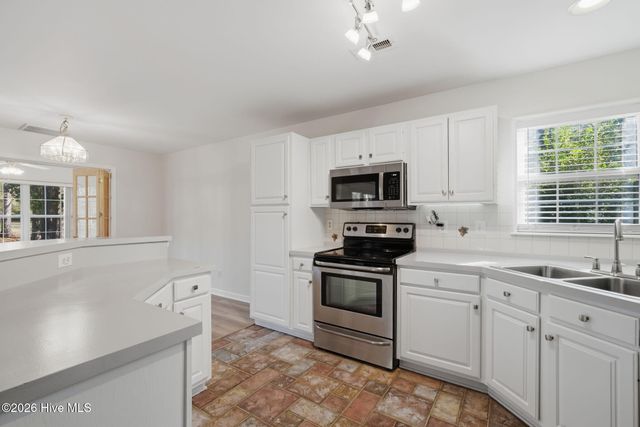 3803 Harmony Circle SE, Southport, NC 28461