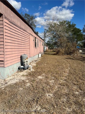 12 Melrose Lane, Lake Placid, FL 33852