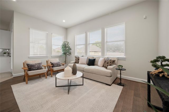 7902 Hopewell, Houston, TX 77071