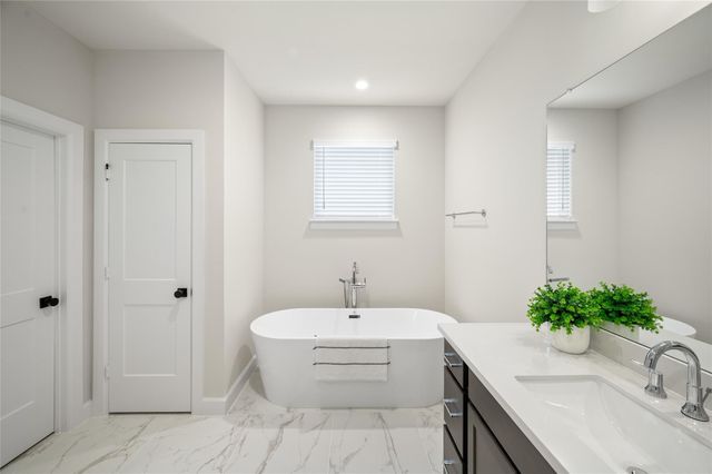 7902 Hopewell, Houston, TX 77071