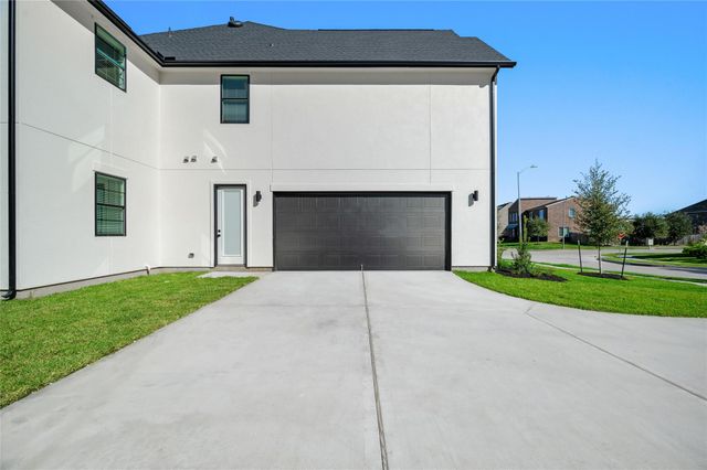 7902 Hopewell, Houston, TX 77071