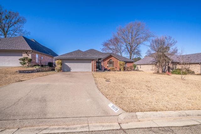 3819 Fern Ridge Dr, Longview, TX 75605