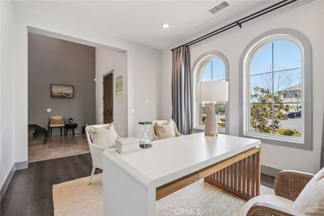 53 Thrasher, Irvine, CA 92618