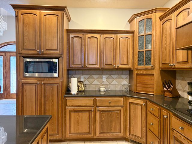 318 Fox Fire Court, Joplin, MO 64801