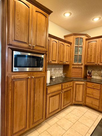 318 Fox Fire Court, Joplin, MO 64801