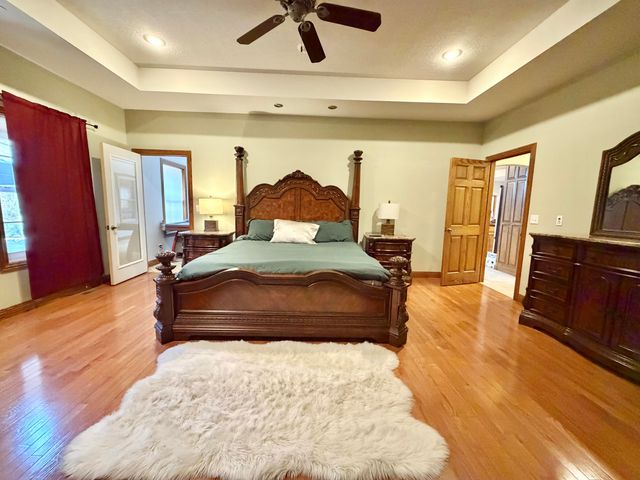 318 Fox Fire Court, Joplin, MO 64801