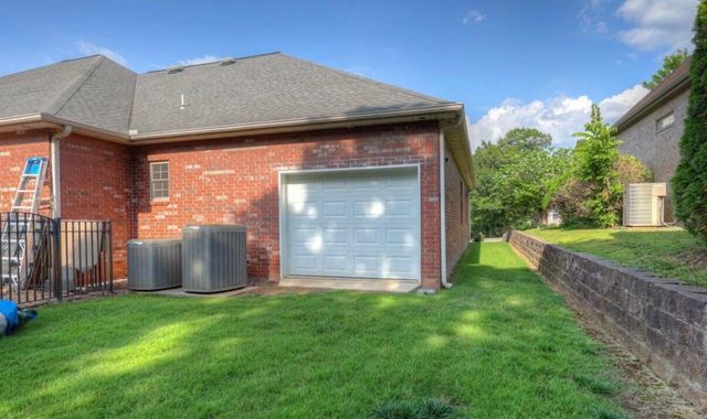 318 Fox Fire Court, Joplin, MO 64801