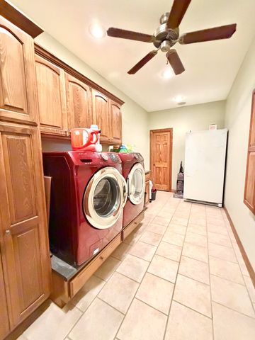 318 Fox Fire Court, Joplin, MO 64801