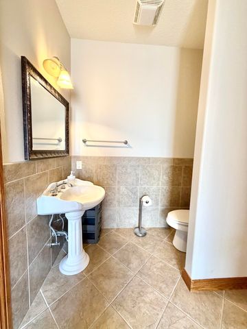 318 Fox Fire Court, Joplin, MO 64801