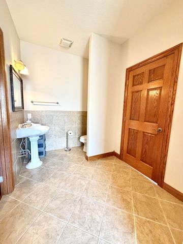 318 Fox Fire Court, Joplin, MO 64801