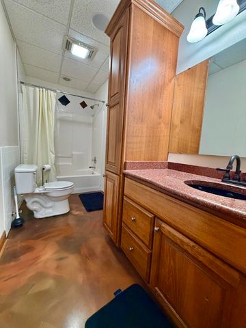 318 Fox Fire Court, Joplin, MO 64801