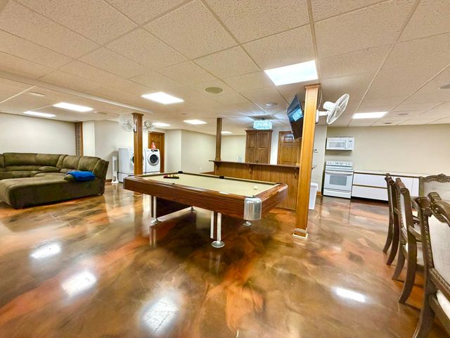 318 Fox Fire Court, Joplin, MO 64801