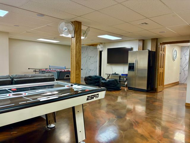 318 Fox Fire Court, Joplin, MO 64801