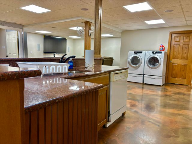 318 Fox Fire Court, Joplin, MO 64801