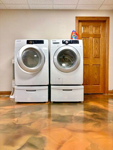 318 Fox Fire Court, Joplin, MO 64801