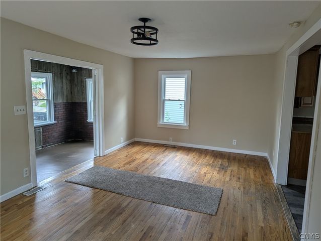428 Garden City Drive, Salina, NY 13211