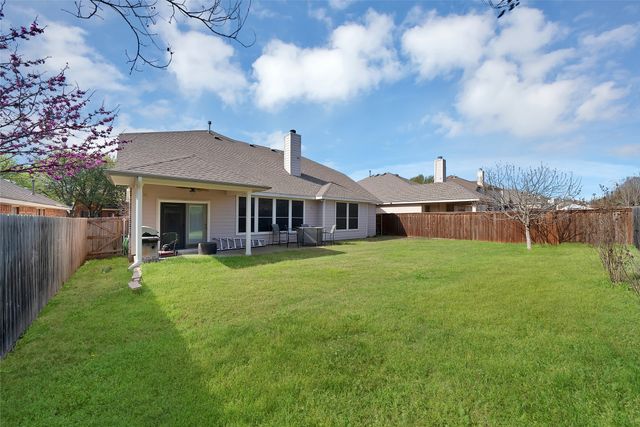 10608 Bluestone Road, Fort Worth, TX 76108