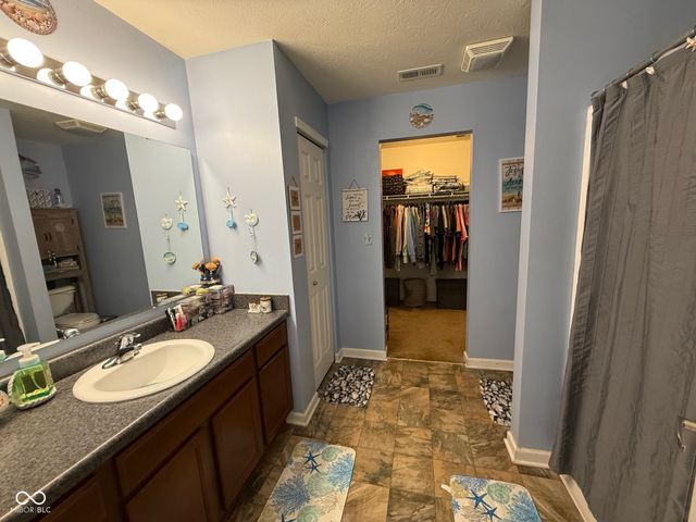 1786 Archbury Drive, Avon, IN 46123