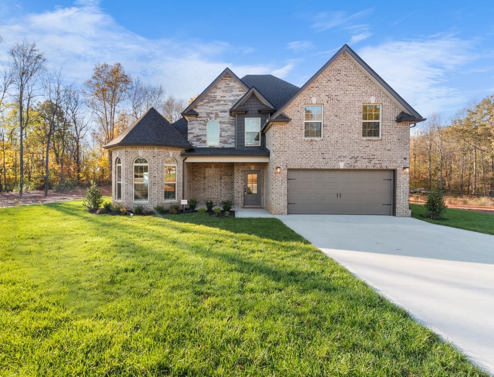400 Kildeer Dr, Clarksville, TN 37040