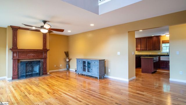 520 Abberly Lane, Boiling Springs, SC 29316