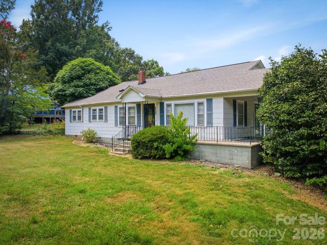1809 Drexel Road, Valdese, NC 28690
