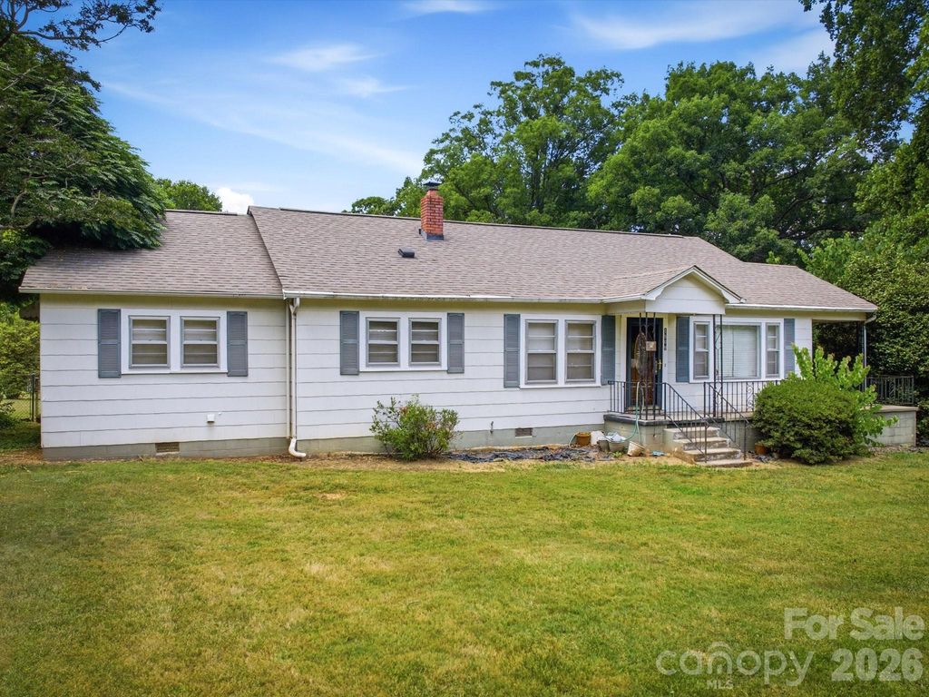 1809 Drexel Road, Valdese, NC 28690