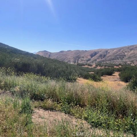 24330 El Toro, Perris, CA 92570