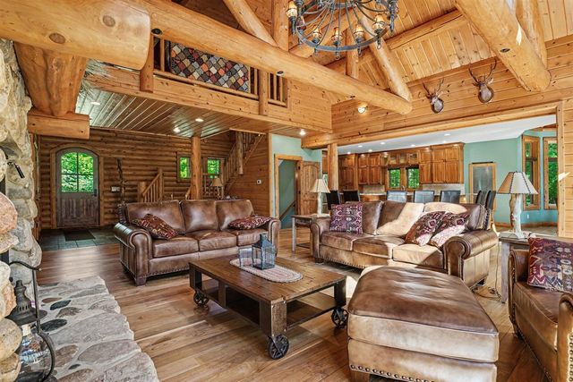 48 Longmeadow Lane, Niles, MI 49120