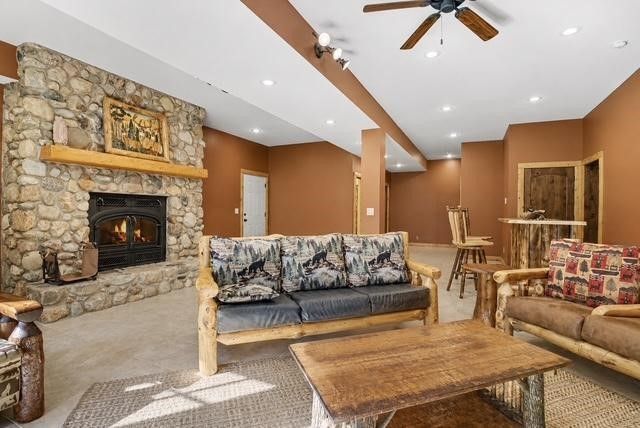 48 Longmeadow Lane, Niles, MI 49120