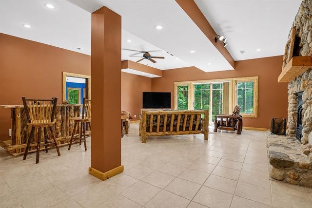 48 Longmeadow Lane, Niles, MI 49120