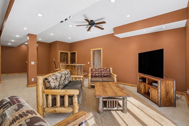 48 Longmeadow Lane, Niles, MI 49120