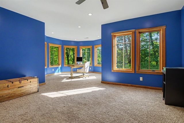 48 Longmeadow Lane, Niles, MI 49120