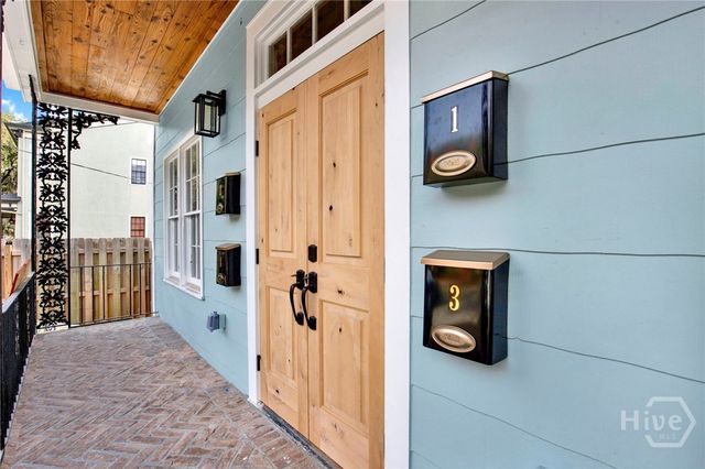 105 E Gwinnett Street 3, Savannah, GA 31401