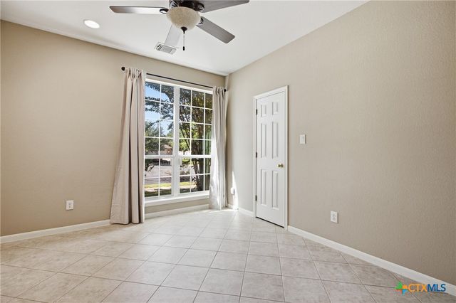 904 Winding Creek Place, Round Rock, TX 78665