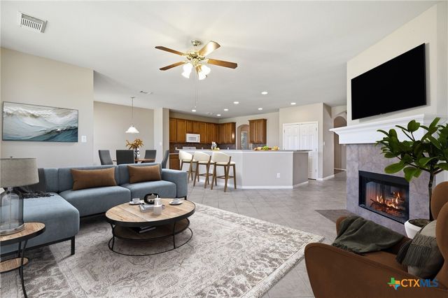 904 Winding Creek Place, Round Rock, TX 78665