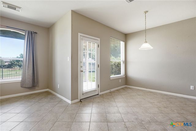904 Winding Creek Place, Round Rock, TX 78665
