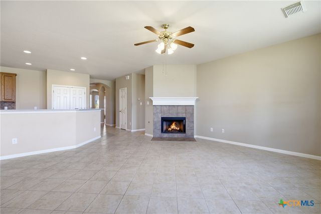 904 Winding Creek Place, Round Rock, TX 78665
