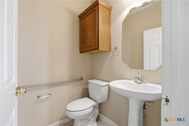 904 Winding Creek Place, Round Rock, TX 78665