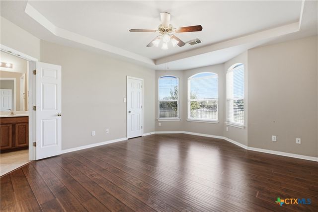 904 Winding Creek Place, Round Rock, TX 78665