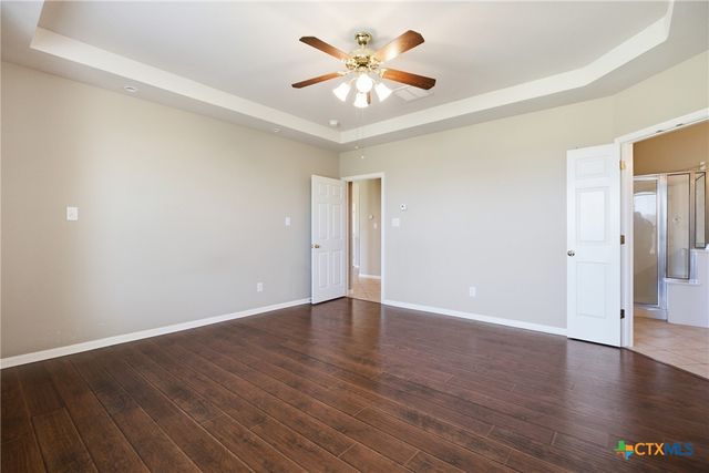 904 Winding Creek Place, Round Rock, TX 78665