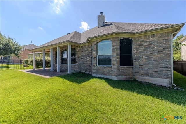 904 Winding Creek Place, Round Rock, TX 78665
