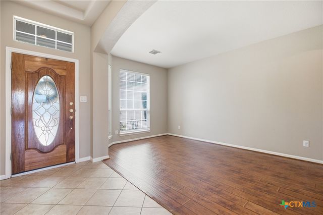 904 Winding Creek Place, Round Rock, TX 78665