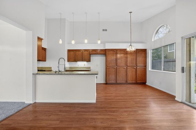 8425 Morning Skye Way, Antelope, CA 95843