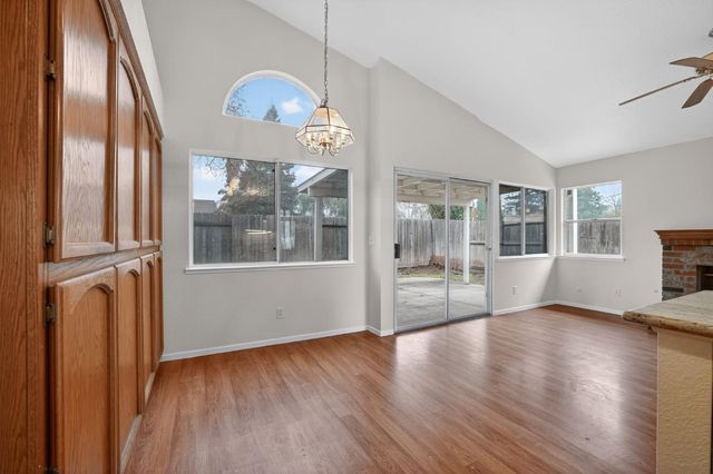 8425 Morning Skye Way, Antelope, CA 95843