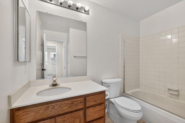 8425 Morning Skye Way, Antelope, CA 95843