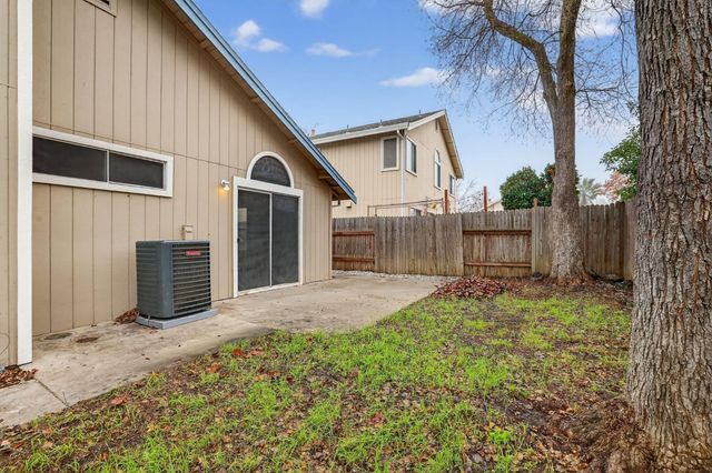 8425 Morning Skye Way, Antelope, CA 95843