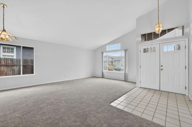 8425 Morning Skye Way, Antelope, CA 95843