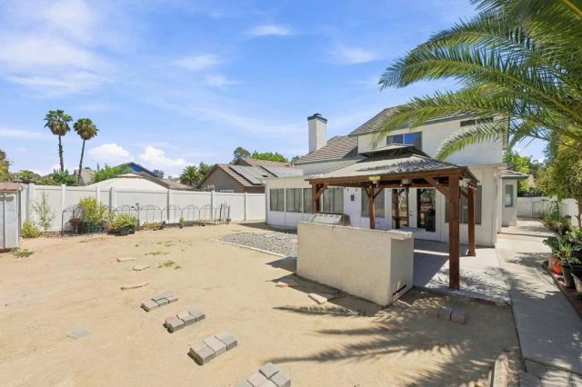 41211 Mountain Pride Drive, Murrieta, CA 92562