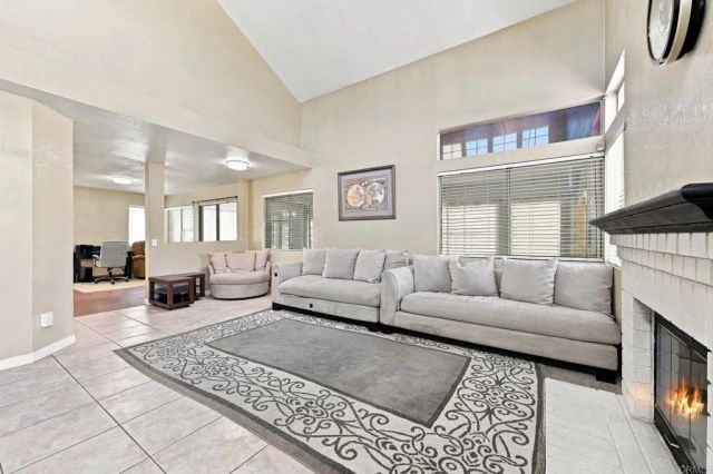 41211 Mountain Pride Drive, Murrieta, CA 92562